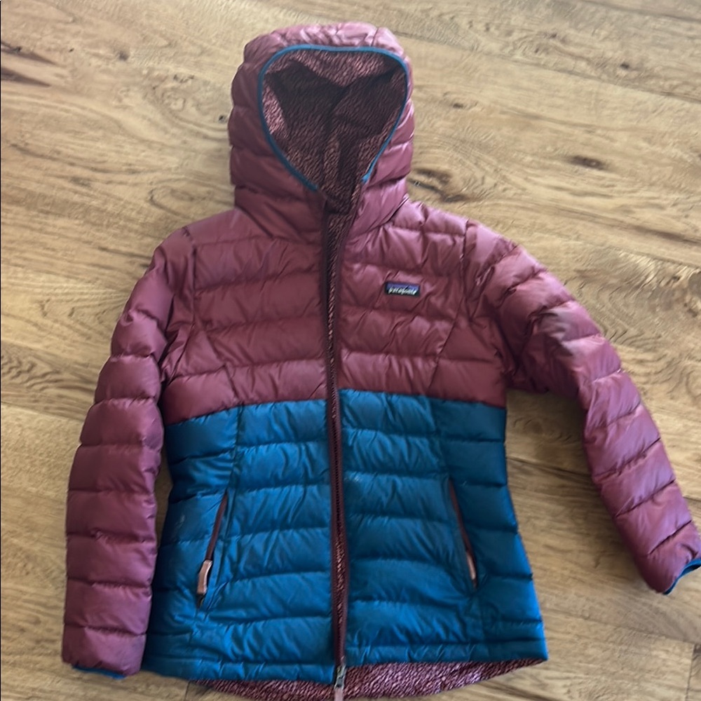 Reversible Kids Puffer Jacket in Burgundy and Blue